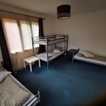 Flava Hostel *